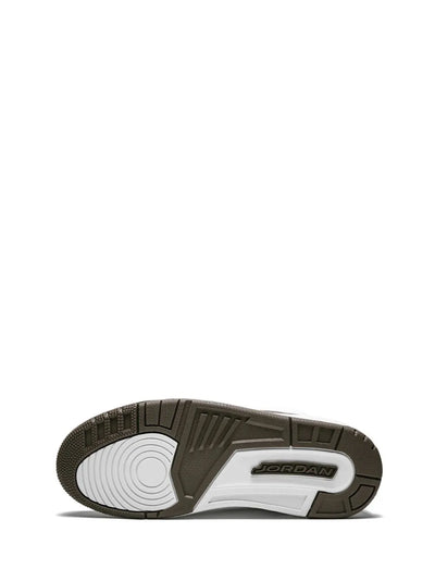 Air Jordan 3 Retro "Mocha"